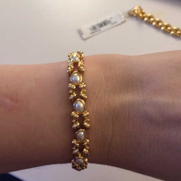 marvella Jewelry - Marvella Pearl & Gold vintage bracelet